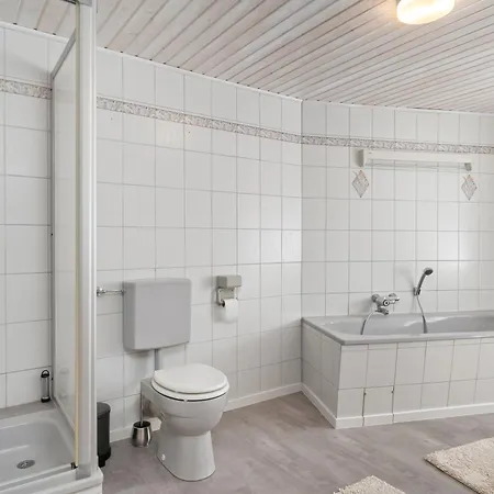 Holiday home Zur Alten Burg/familientreffen/edersee