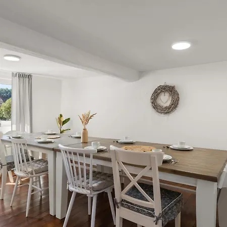 Zur Alten Burg/familientreffen/edersee