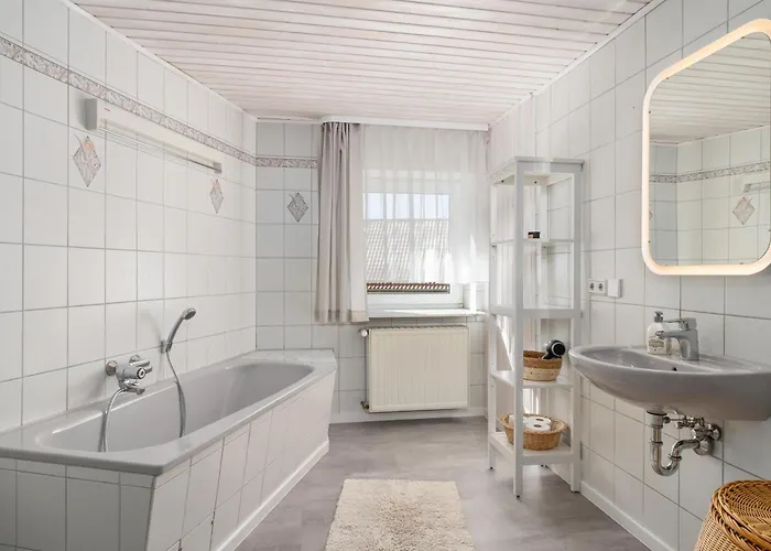 Zur Alten Burg/familientreffen/edersee *